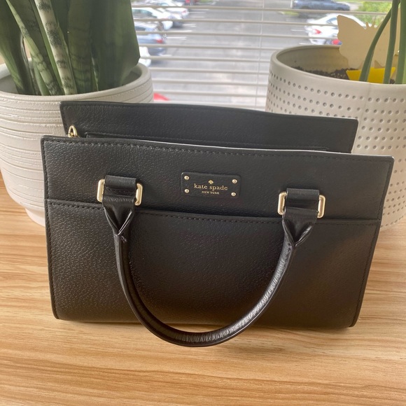 Kate Spade Bag - Picture 1 of 4